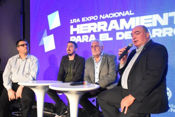 unirr_herramientas_para_el_desarroollo_2023_03 1ra. Expo Herramientas para el Desarrollo 2023. UNIRR.